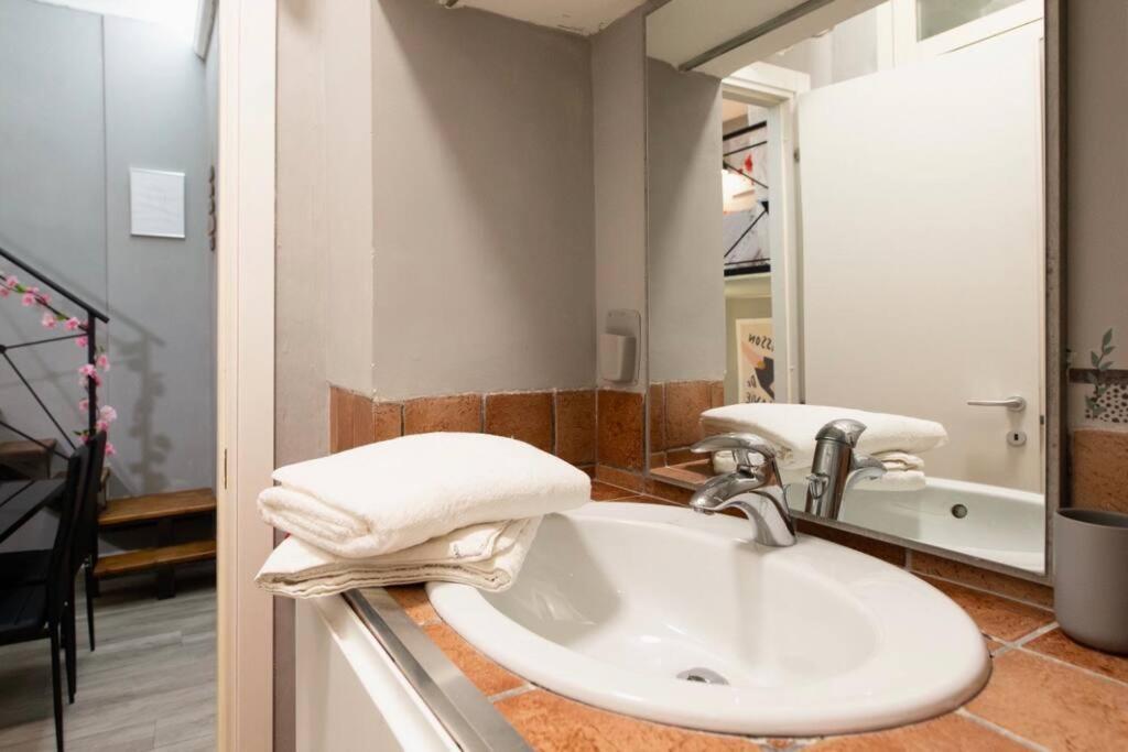 St Peter Loft - 4 Posti Letto Apartment โรม ภายนอก รูปภาพ